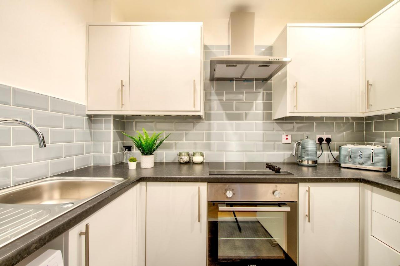 Pass The Keys Stylish 2 Bed In Heart Of West End Apartamento Glasgow Exterior foto