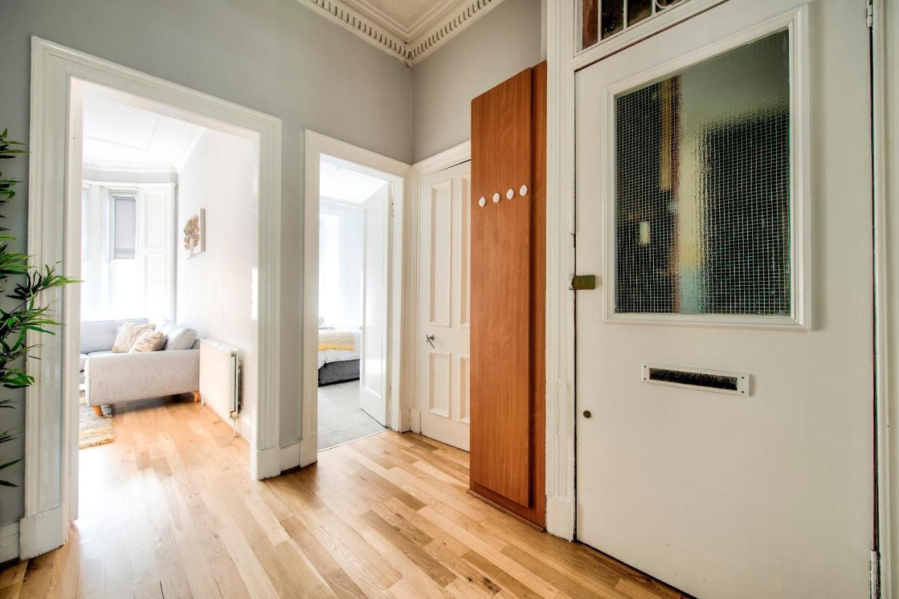 Pass The Keys Stylish 2 Bed In Heart Of West End Apartamento Glasgow Exterior foto